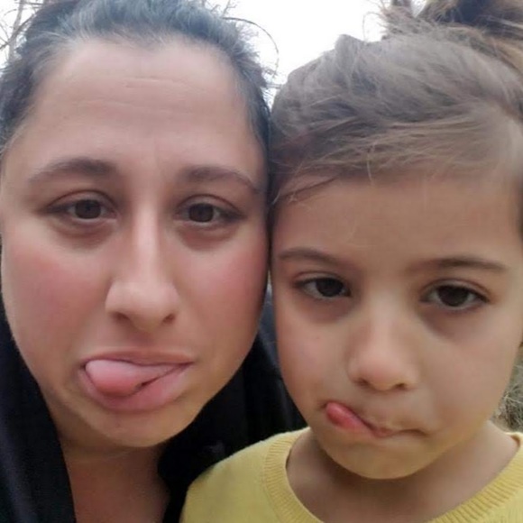 Meet your Posher, Alisha - Picture 1 of 1